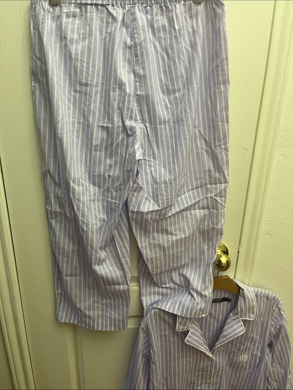 Lauren Ralph Lauren Lavender and White Striped Cotton Pajama Top/bottom set - Picture 6 of 7